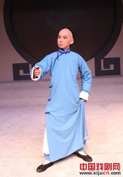 京剧《少年马连良》将演