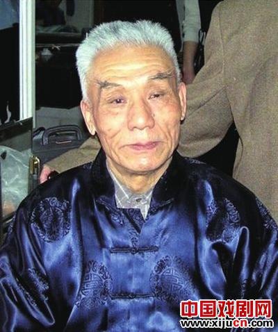 京剧专家李甫春