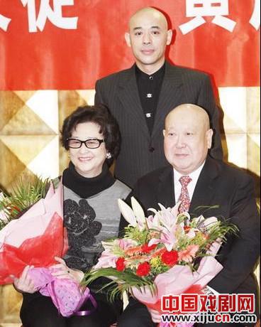 尚长荣喜收黄彦忠为徒