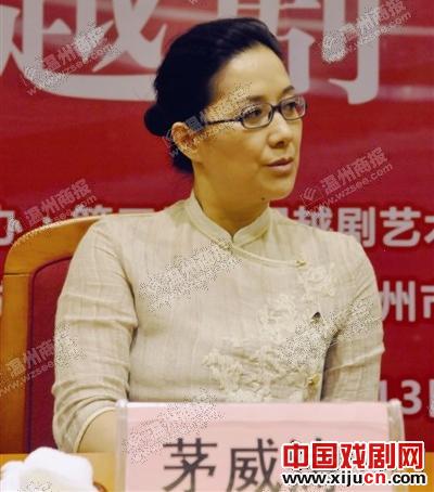 越剧研讨会&ldquo;越剧要折腾，要市场化、平民化&rdquo;