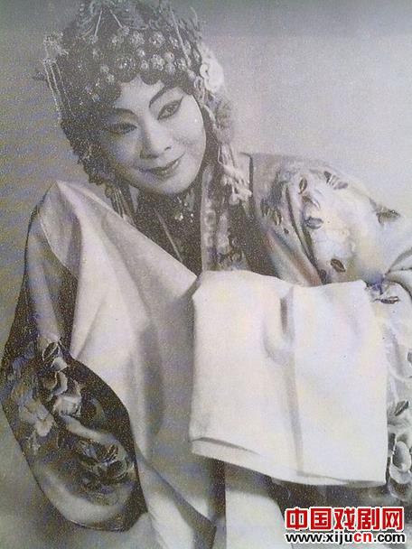 阎立品《碧玉簪》