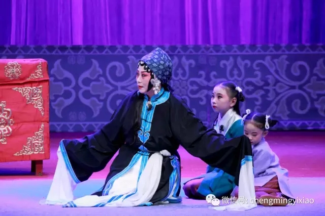 完美演绎经典剧目《秦香莲》 展示评剧故里票友风采