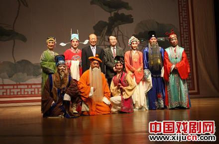 青春版传统川剧《绣襦记》韩国演出