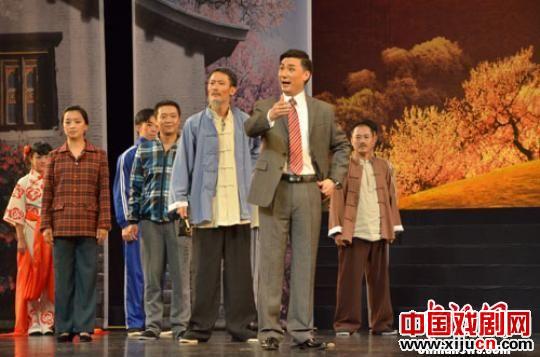 现代京剧《温世仁》感动戏迷