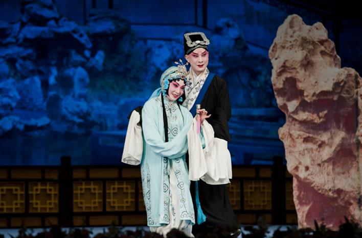 评剧《回杯记》今晚演出