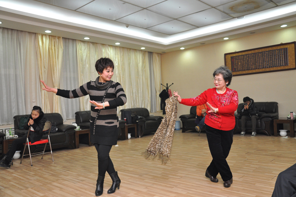 评剧名票运怀君 农家女无缘进戏校 遇恩师苦学圆梦