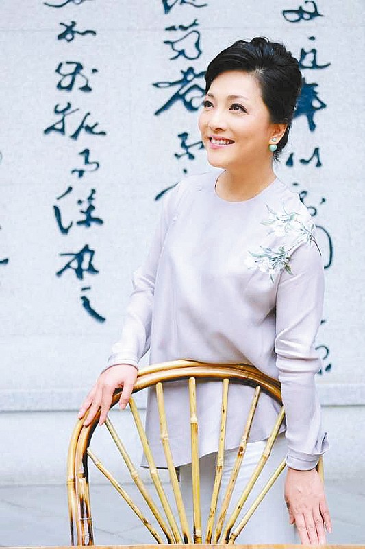 沈铁梅：传统川剧要主动推广