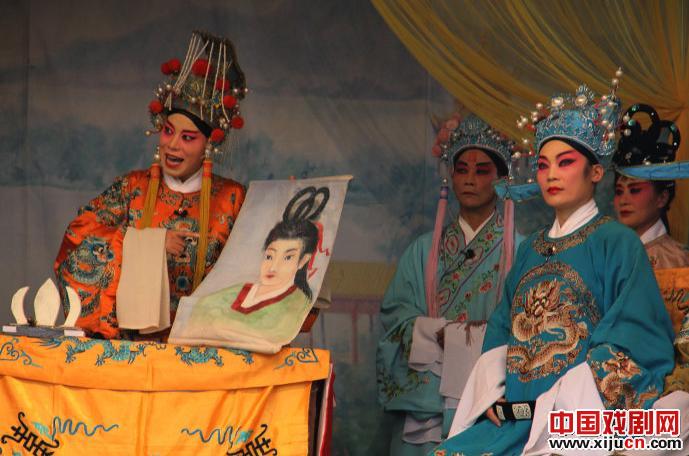 豫剧《桃李梅》