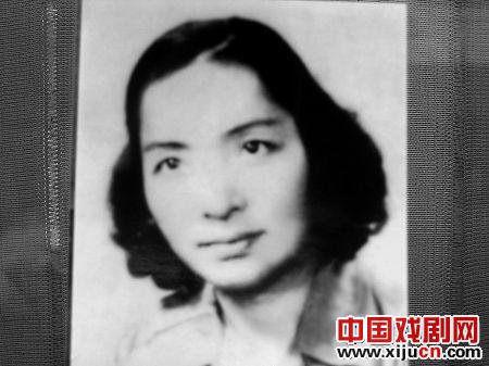 苏兰芳&ldquo;最大的遗憾是没有扛起师傅周海水的大旗&rdquo;