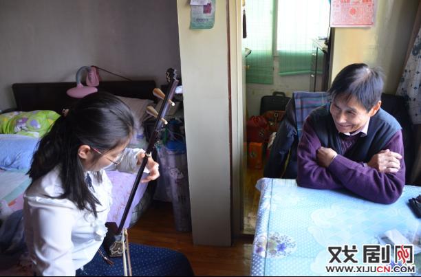 80后的越剧音乐梦&mdash;&mdash;中国戏曲学院学生王瑜拜贺孝忠先生为师