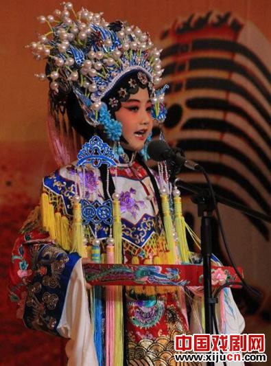 小梦圆把晋剧唱进了《非常6＋1》