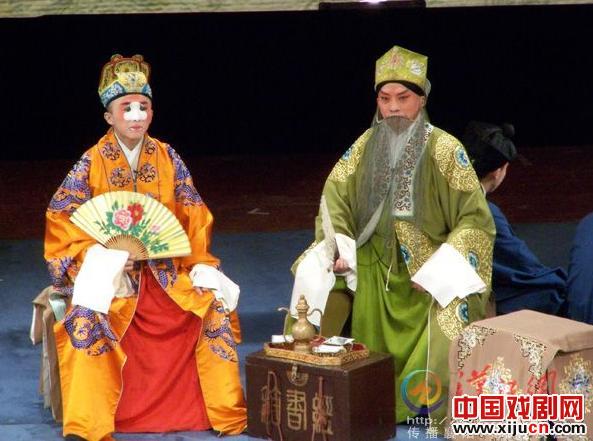 京剧《凤还巢》演出剧照