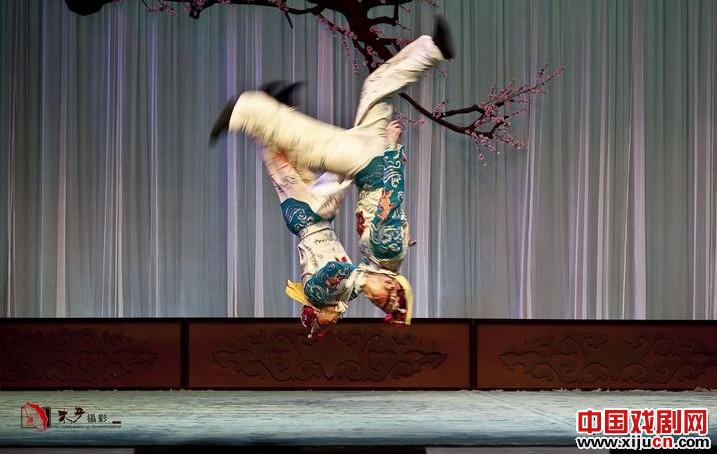 京剧《闹龙宫》