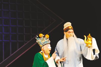 京剧摄影也需画外功