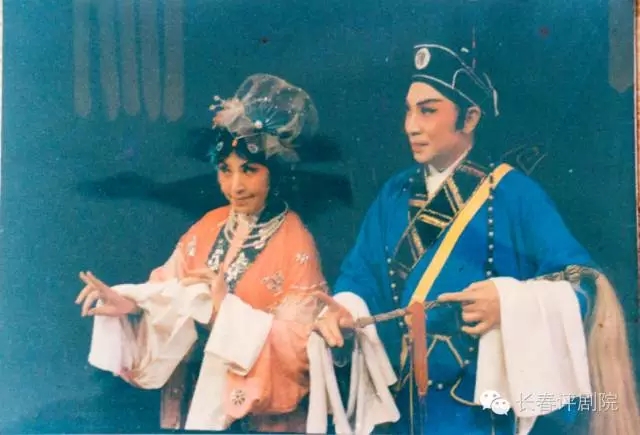 郭贵臣与张桂秋老师合作的《苏小妹与秦少游》中饰演秦少游