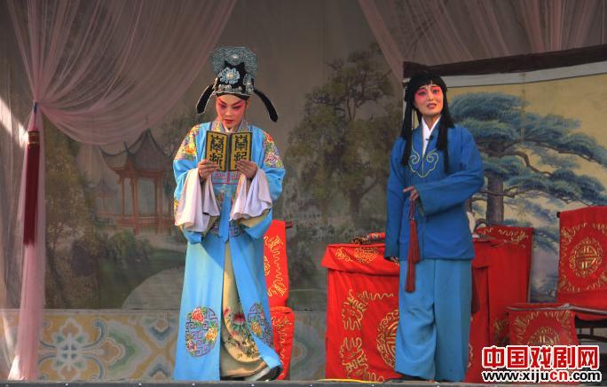 豫剧《桃李梅》