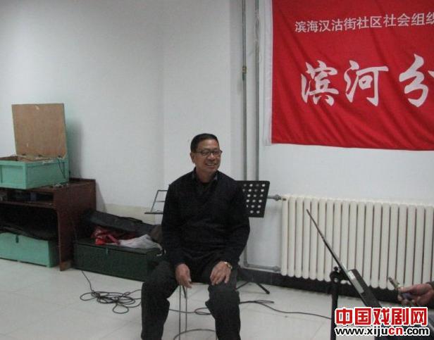 伯深评剧团欢庆党的十八大胜利闭幕专场演出