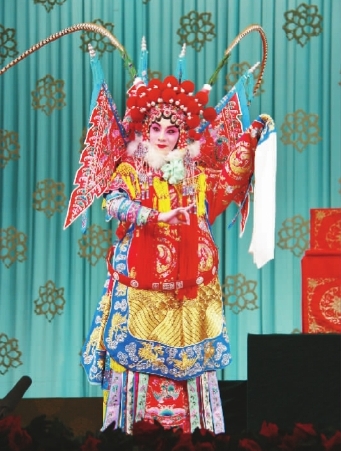 &ldquo;请用艺术的眼光衡量我&rdquo;记男旦演员刘铮