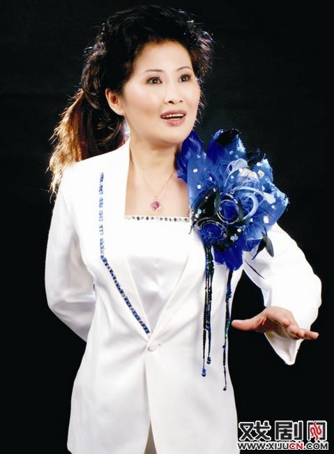 许昌市戏剧表演艺术家杨松慧的百变人生