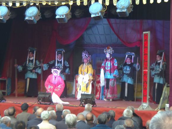 洛阳市春秋曲剧团