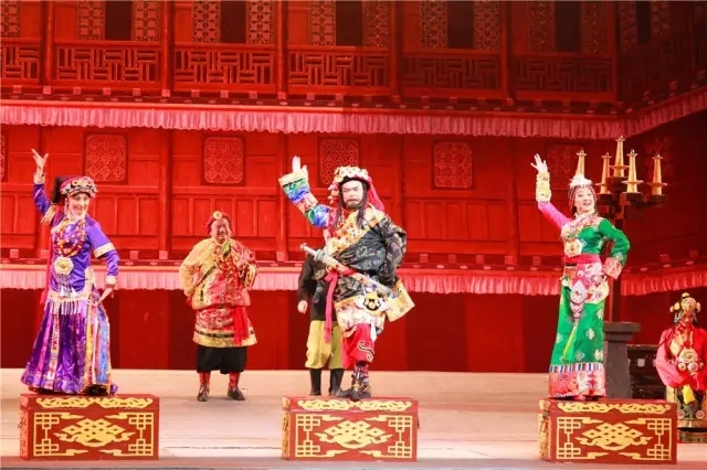 川剧《尘埃落定》