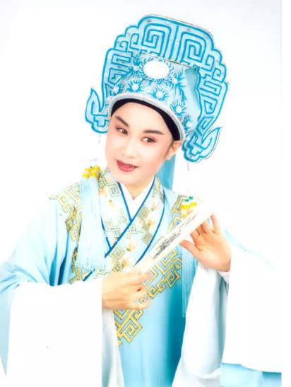 一位在越剧舞台上默默耕耘二十余载的小生&mdash;&mdash;章瑞虹