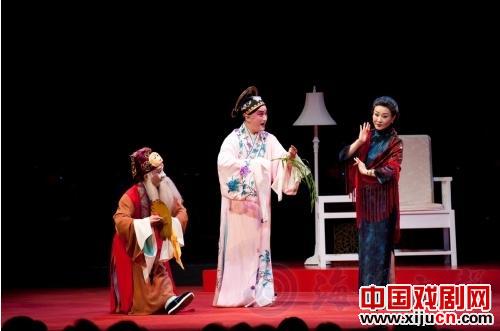 京剧《孟小冬》