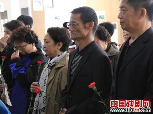 京剧表演艺术家李慧芳墓碑落成暨骨灰安葬仪式