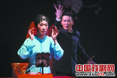 新编京剧《青春谢幕》