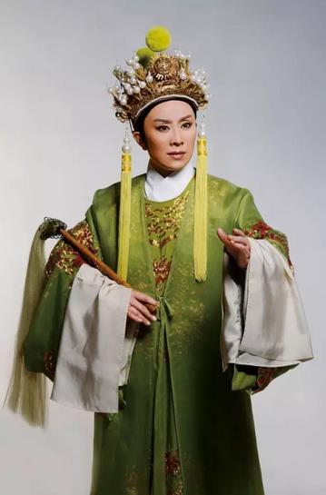 越剧表演艺术家吴凤花获&ldquo;文华奖&rdquo; 为艺术甘做&ldquo;拼命三郎&rdquo;