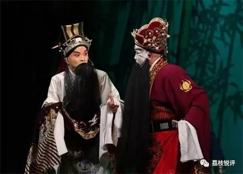 京剧《曹操与杨修》：从传统走向现代