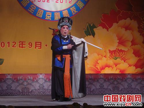 首届全国京剧票友演唱会9日在广西京剧团开锣