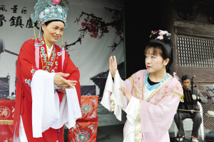 社区里的&ldquo;草根明星&rdquo;