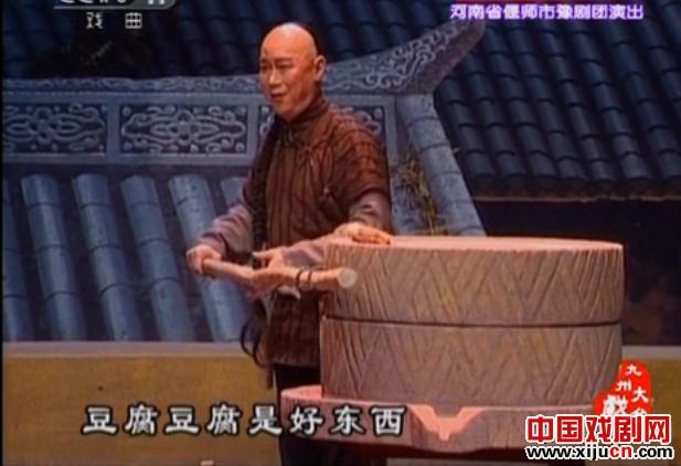 偃师市豫剧团创作并演出的《大勇的婚事》巡演火爆