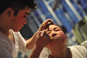 业余越剧演员的舞台