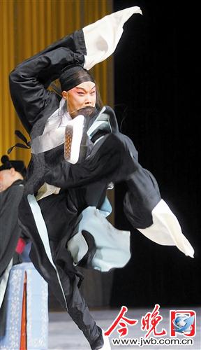 天津青年京剧团当红老生张克主演名剧《乌盆记》