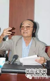 排练中的潘永长老师