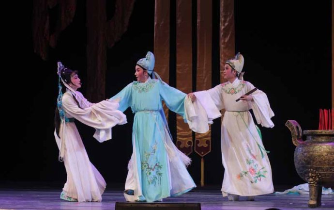 福建省芳华越剧团《玉蜻蜓》