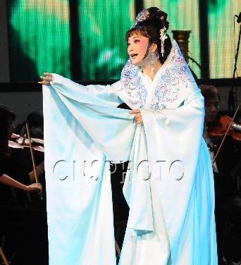 《天籁越音》越剧名家李敏经典名剧名段交响演唱会开唱