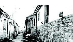 &ldquo;老半半堂&rdquo;盔头、脸谱驰名京剧界