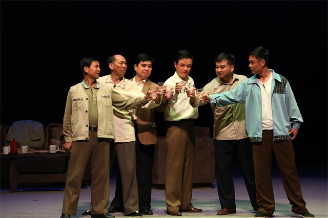 豫剧现代戏《村官李天成》