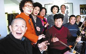 著名京剧表演艺术家李荣威因病医治无效逝世，享年85岁