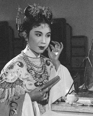 沉痛悼念筱白玉霜大师逝世46周年