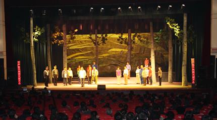 豫剧精品剧目《龙河钟声》