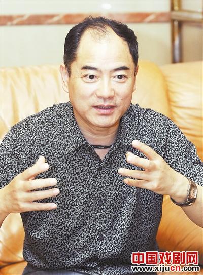 李宏图&ldquo;京剧其实很通俗，我在北京高校演出，没有一个大学生说听不懂的&rdquo;