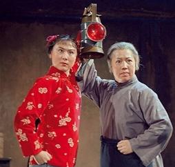 《红灯记》与样板戏