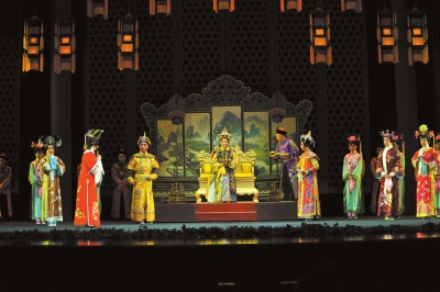 新编历史剧《曙色紫禁城》今明在北京梅兰芳大剧院上演