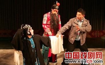 福州老中青京剧票友演绎《四郎探母》