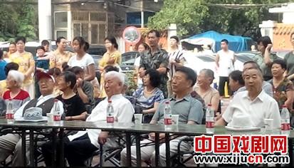 难忘军民鱼水情