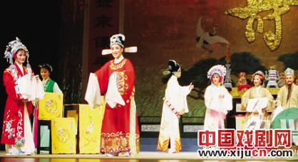 茅威涛、吴凤花、董柯娣、李敏等领衔主演越剧明星版《五女拜寿》